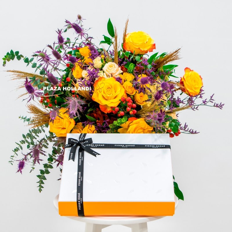 2 (10) flower bouquet with macarons