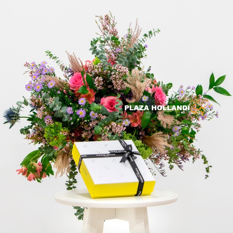8.3 flower bouquet with chocolate box