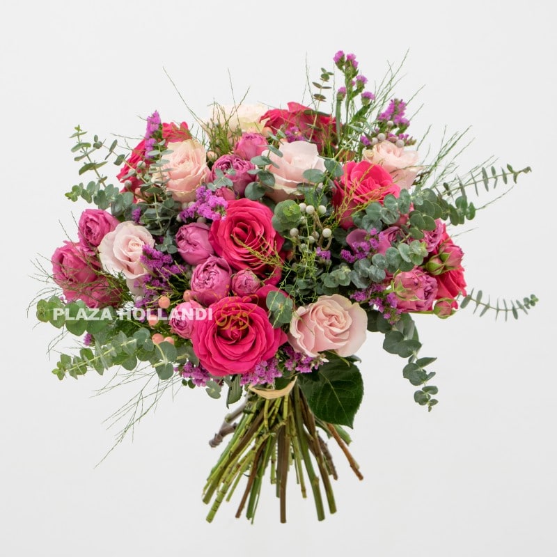 4.1 Pink and peach flower bouquet
