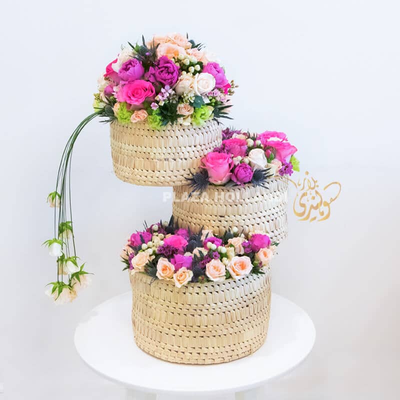 M 02 Three baskets with pink and white flowers