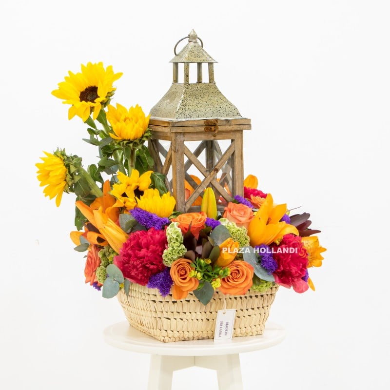 3 Lantern flower arrangement for eid