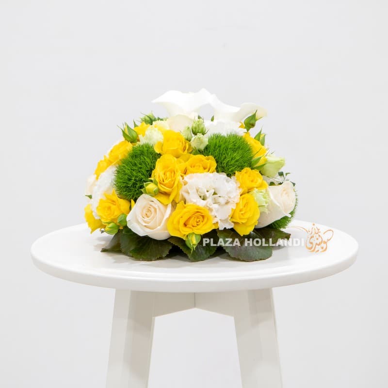 4 Yellow, white and green flower arrangement