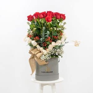 Valentine’s Day 10 red rose hat box heart arrangement